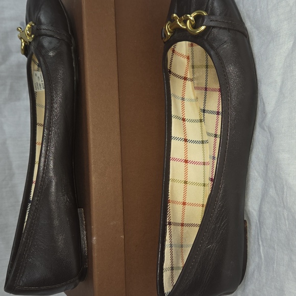 Coach Dark BROWN, Chestnut Flats with Gold Hardware and Plaid Lining 8 8B - Picture 5 of 14